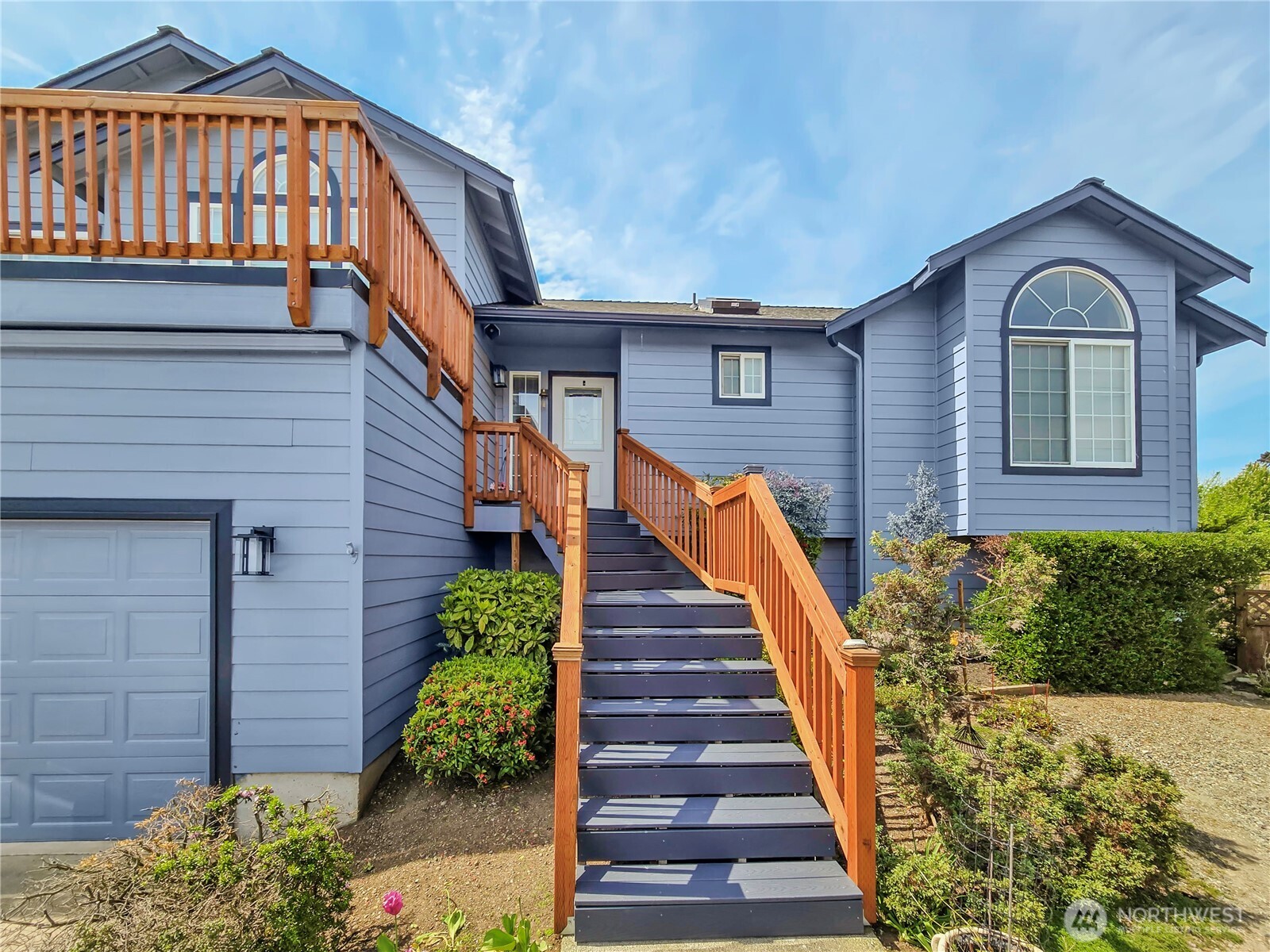 710 SW Echo Loop