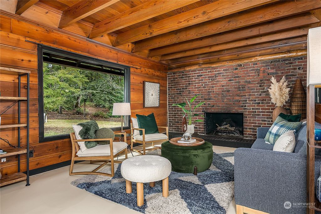 Photo of 620 S 104th Street, Seattle, WA 98168 (MLS # 2163527)