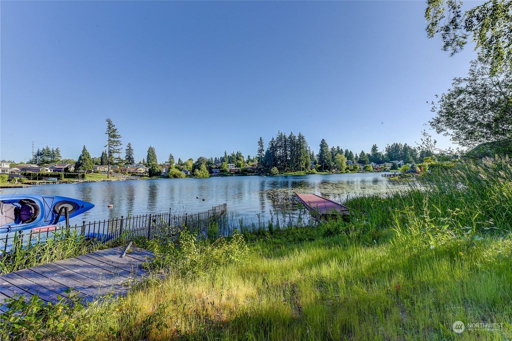 Photo of 3502 Serene Way, Lynnwood, WA 98087 (MLS # 2130490)
