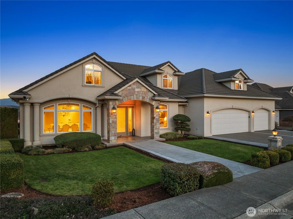 Photo of 15423 136th Avenue E, Puyallup, WA 98374 (MLS # 2499998)