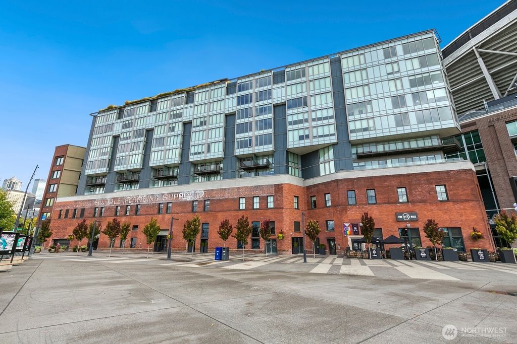 Photo of 590 1st Avenue S #713, Seattle, WA 98104 (MLS # 2440136)
