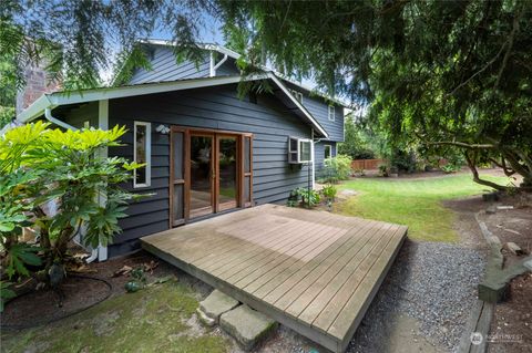 A home in Edgewood