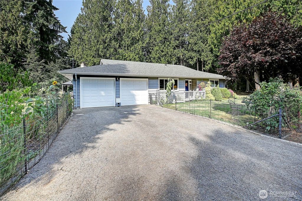 Photo of 6211 204th Place NE, Arlington, WA 98223 (MLS # 2433485)
