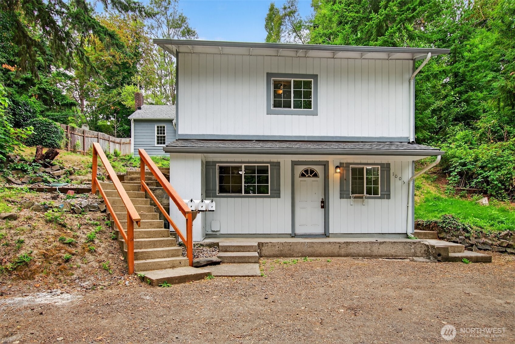 1005 Allen Drive