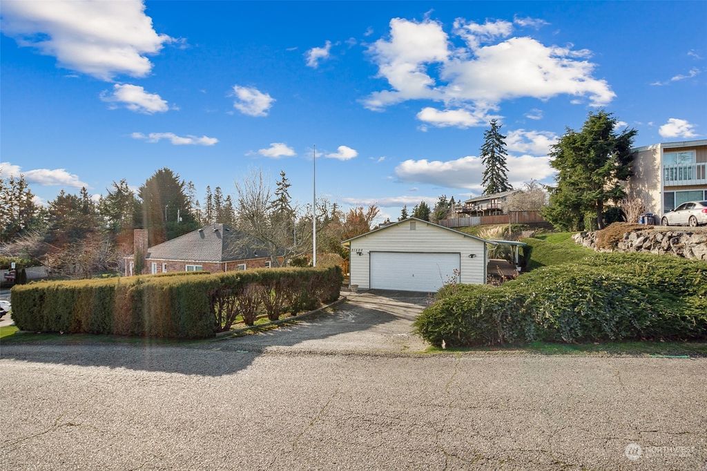 Photo of 21505 5th Place S, Des Moines, WA 98198 (MLS # 2181682)