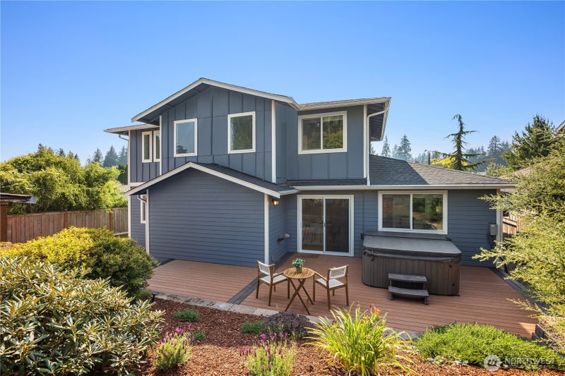 18533 22nd Drive SE
