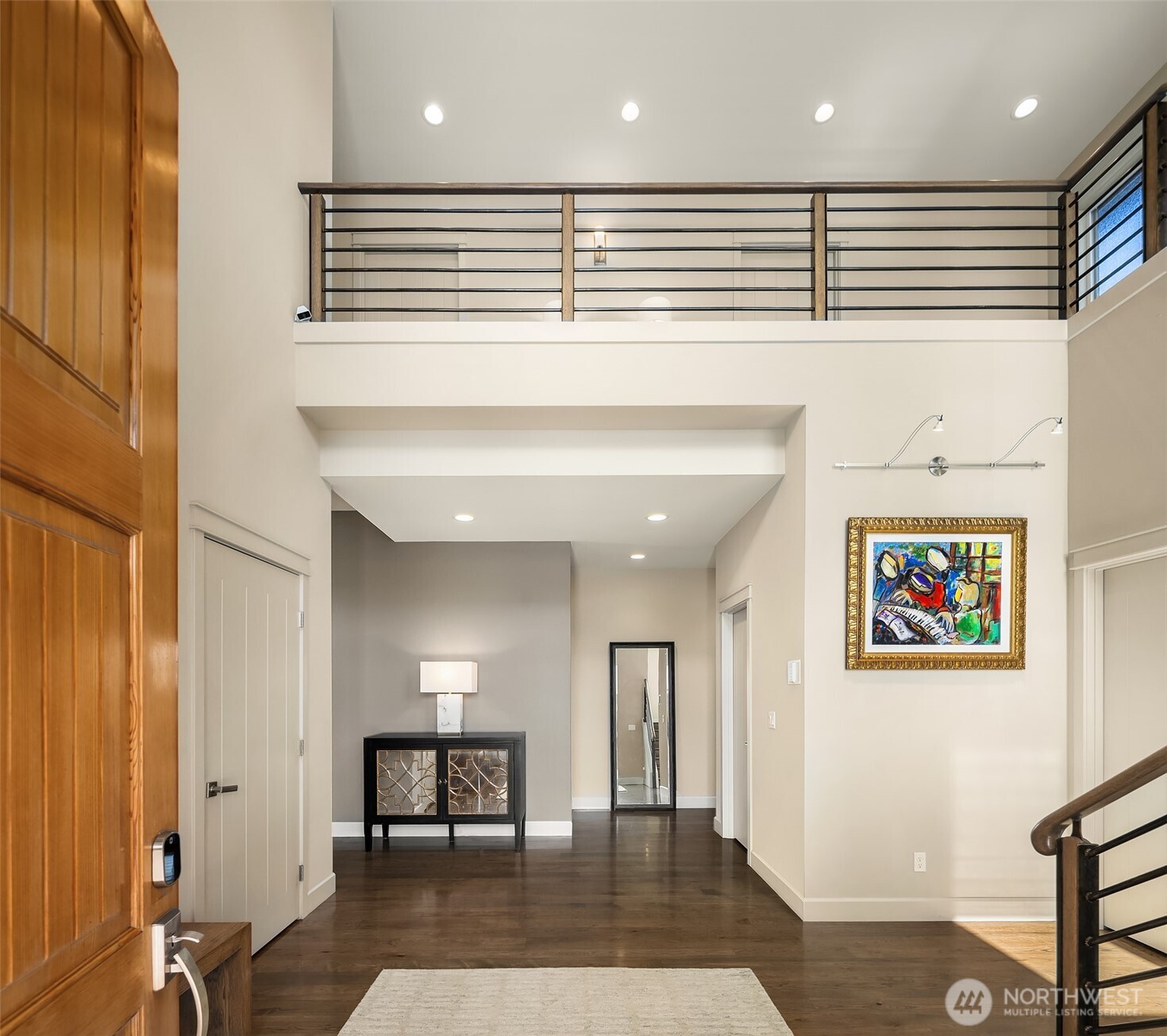 212 5th Avenue W