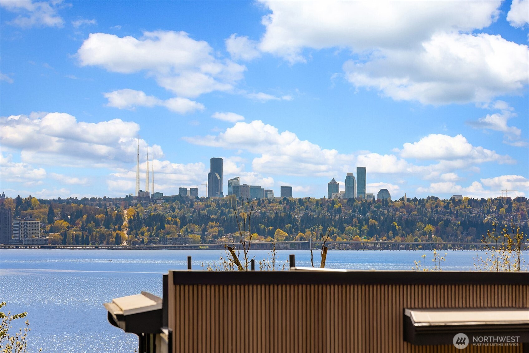 212 5th Avenue W