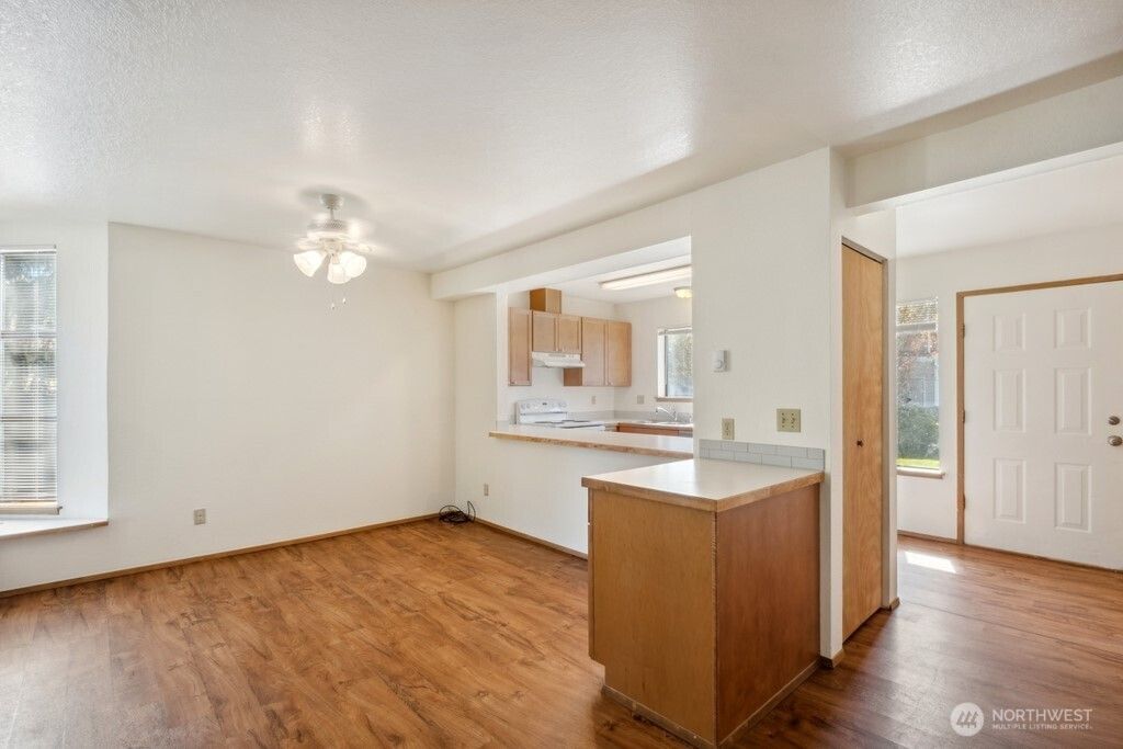 Photo of 127 Union Avenue NE, Renton, WA 98059 (MLS # 2470353)