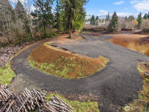 299 State Route 6 Raymond WA 98577