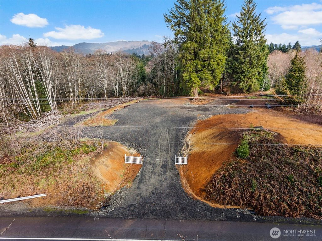 Photo of 299 State Route 6, Raymond, WA 98577 (MLS # 2478588)