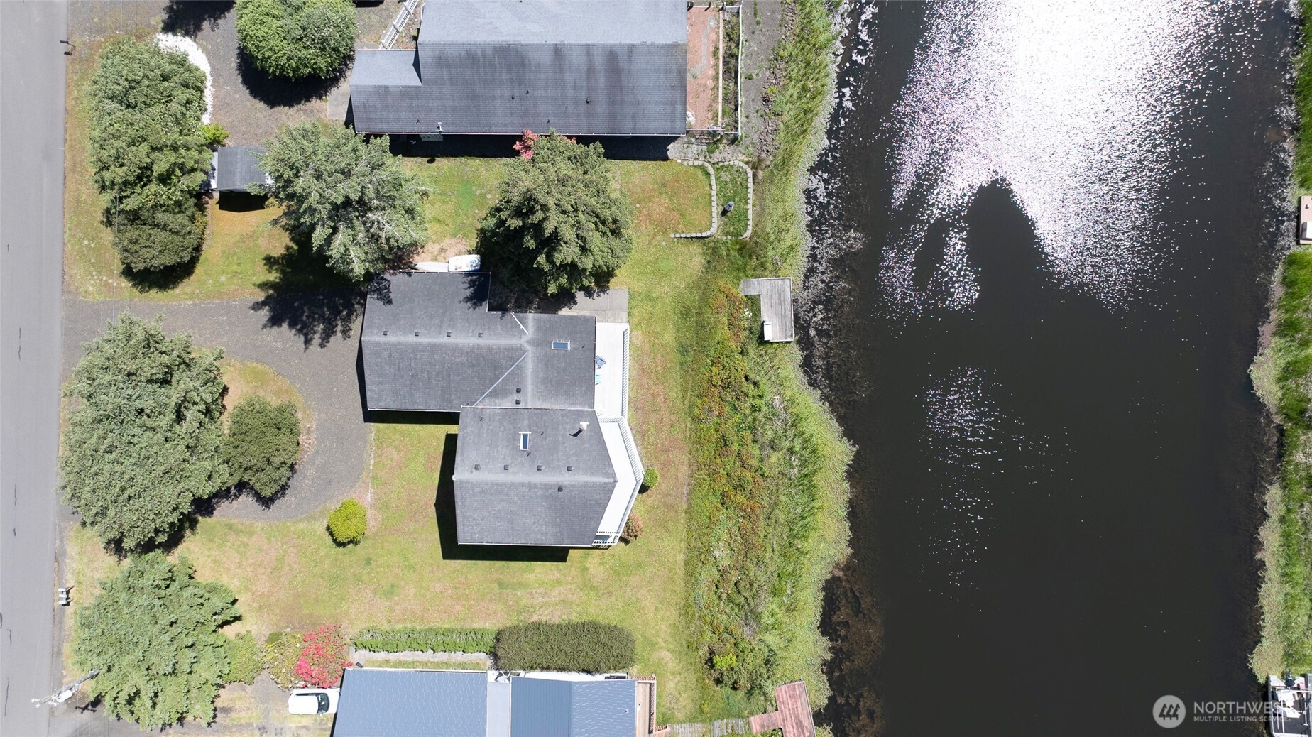 393 Canal Drive SE