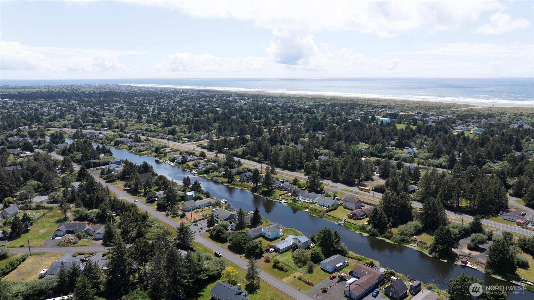 393 Canal Drive SE