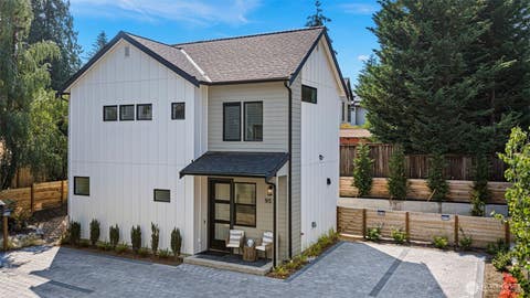 Photo of 9513 132nd Avenue NE, Kirkland, WA 98033 (MLS # 2489190)