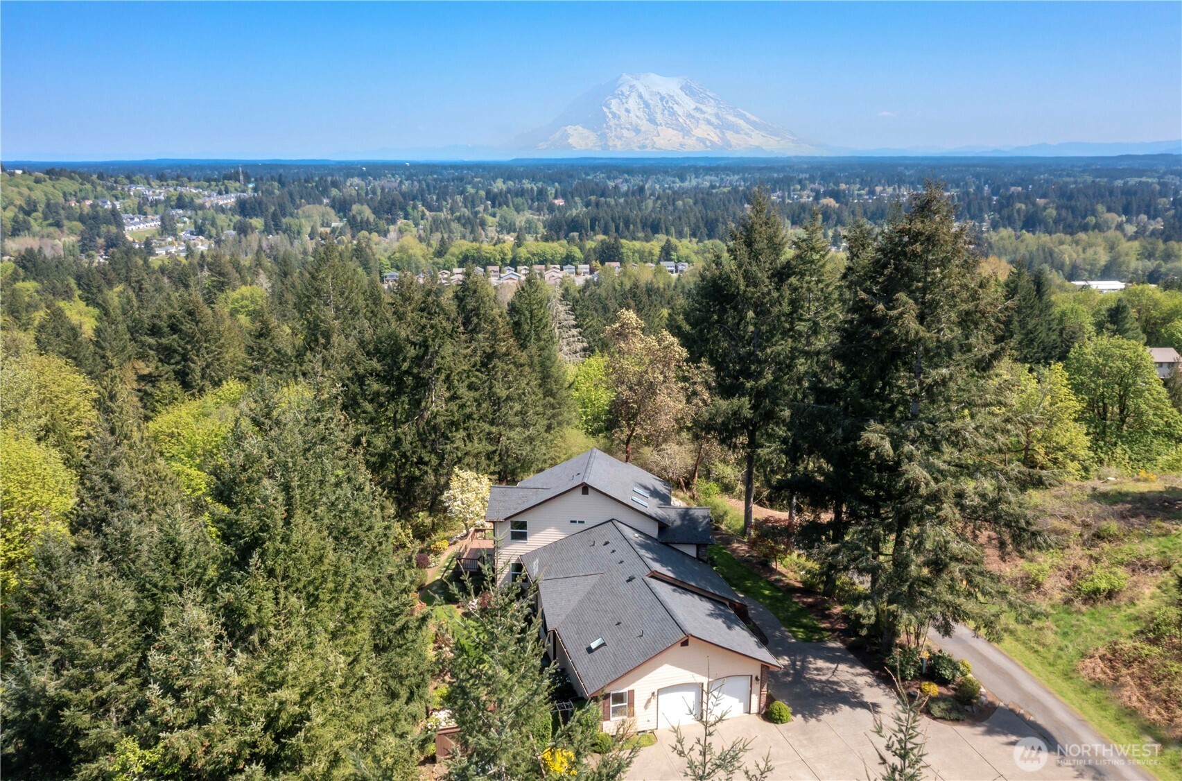 4675 Bush Mountain Drive SW