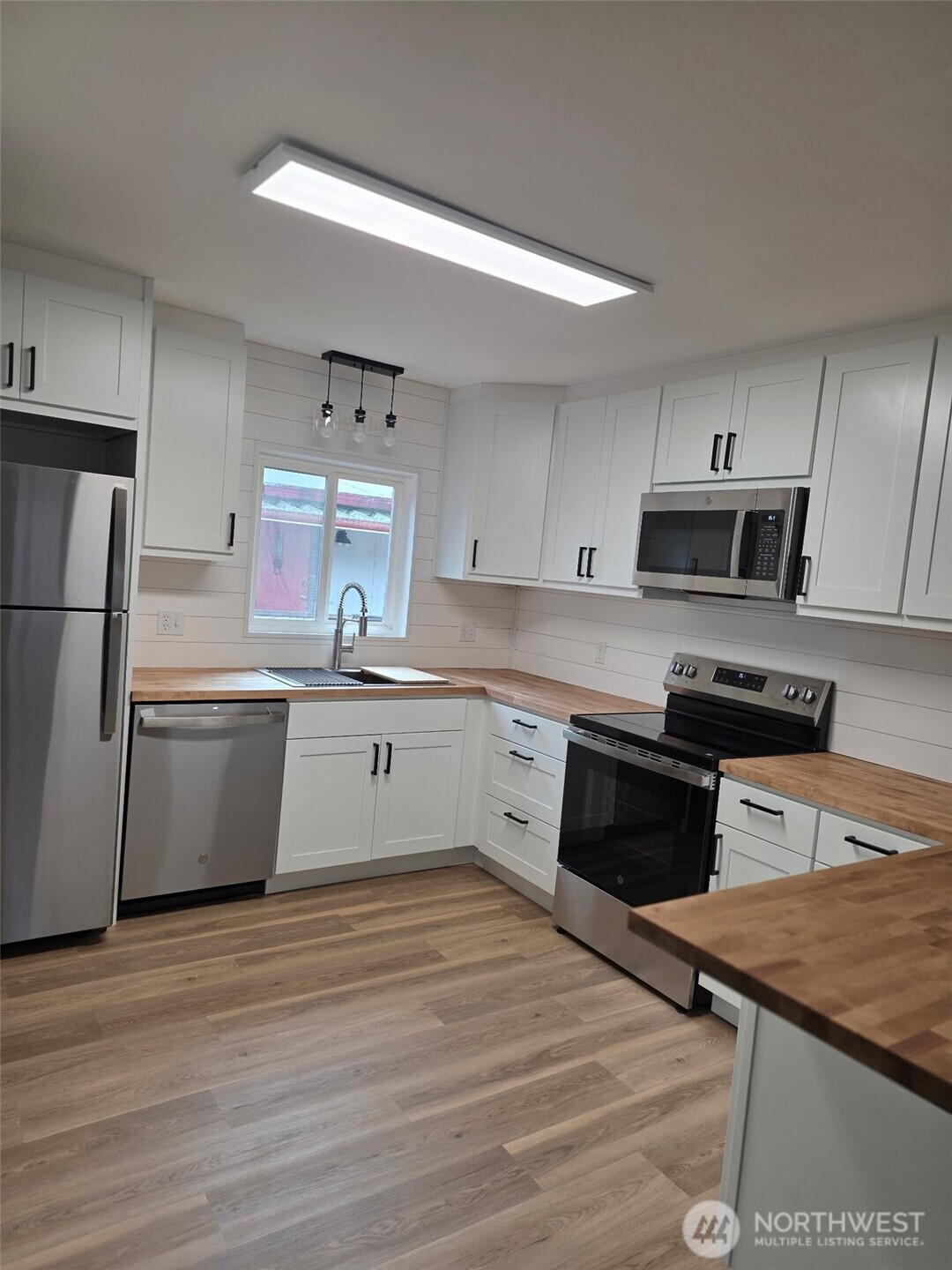 3213 28th Street Ct E 35