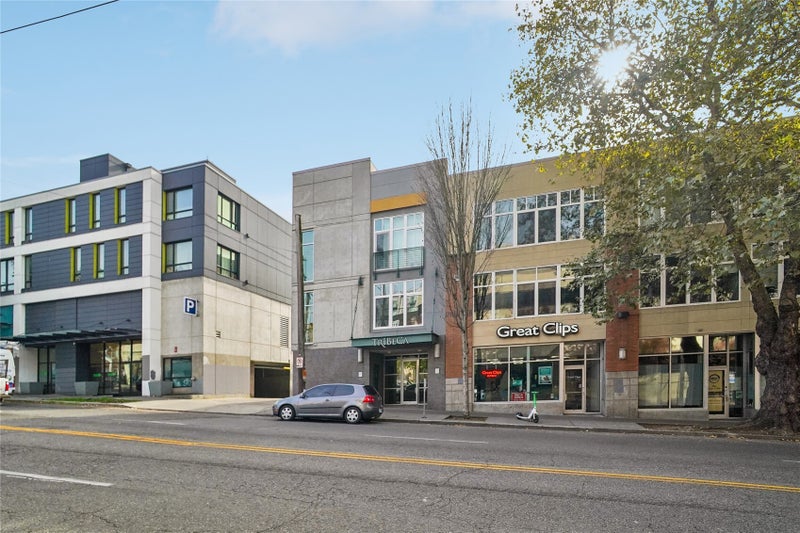 17 W Mercer Street 213