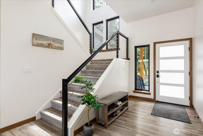1423 Rose Lane