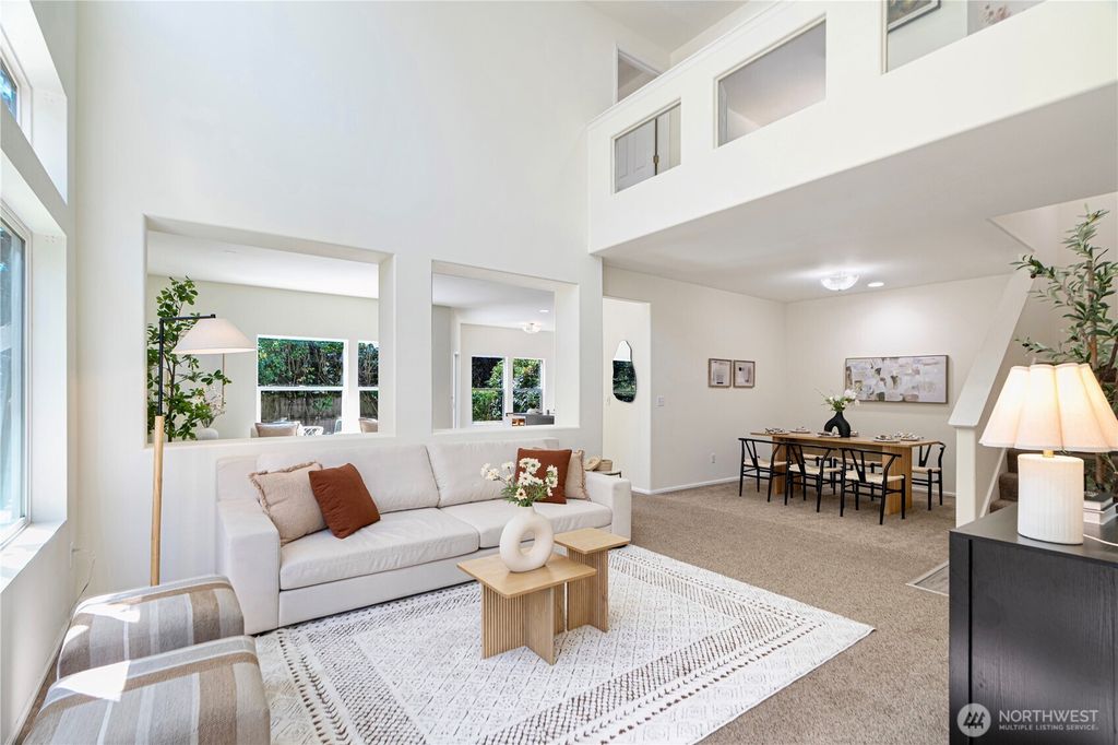 Photo of 25133 SE 43rd Place, Sammamish, WA 98029 (MLS # 2418070)