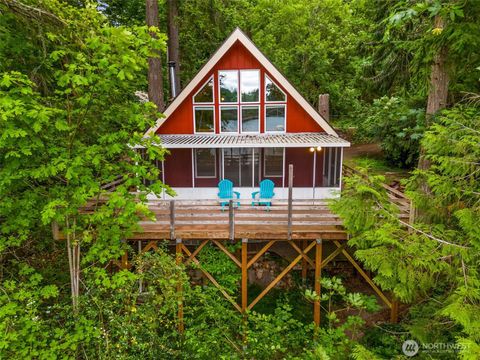 6319 Swayne Drive NE Olympia WA 98516