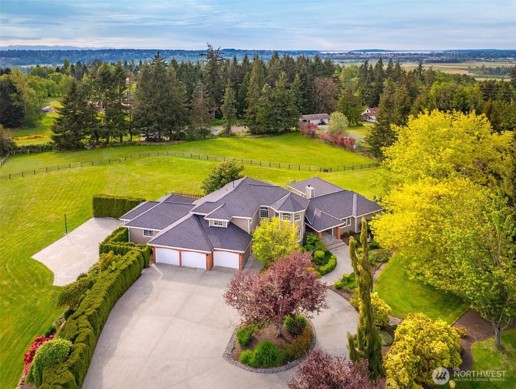 Photo of 6112 76th Drive SE, Snohomish, WA 98290 (MLS # 2368451)