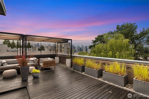 Photo of 728 Boylston Avenue E #B, Seattle, WA 98102 (MLS # 2555935)