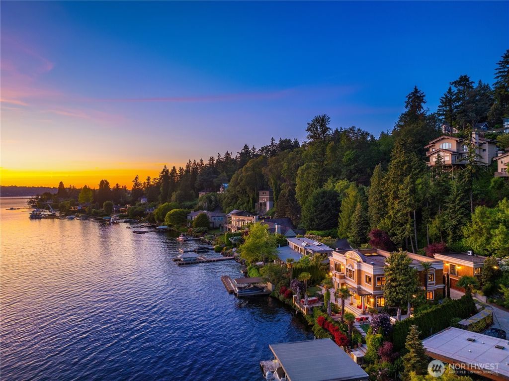 Photo of 3639 W Mercer Way, Mercer Island, WA 98040 (MLS # 2442125)