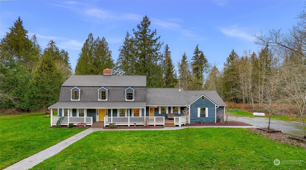 Photo of 1816 177th Avenue NE, Snohomish, WA 98290 (MLS # 2318355)