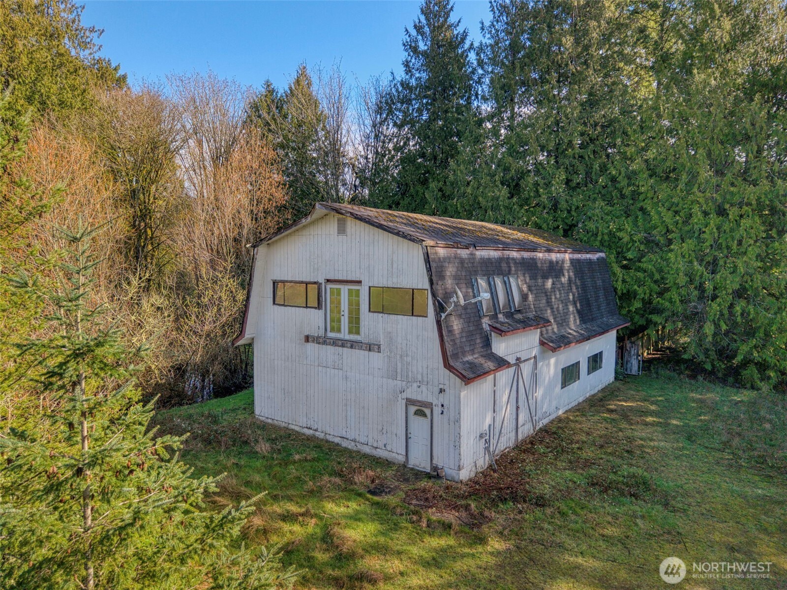 9590 NE Leprechaun Lane