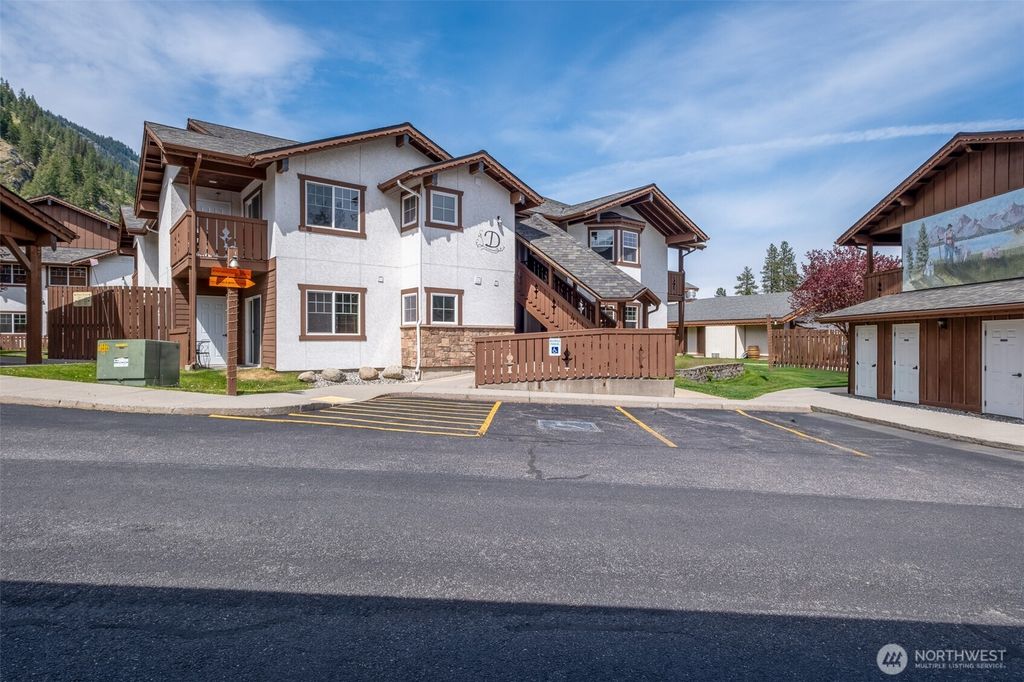 Photo of 545 Junction Lane Ln #D706, Leavenworth, WA 98826 (MLS # 2517011)
