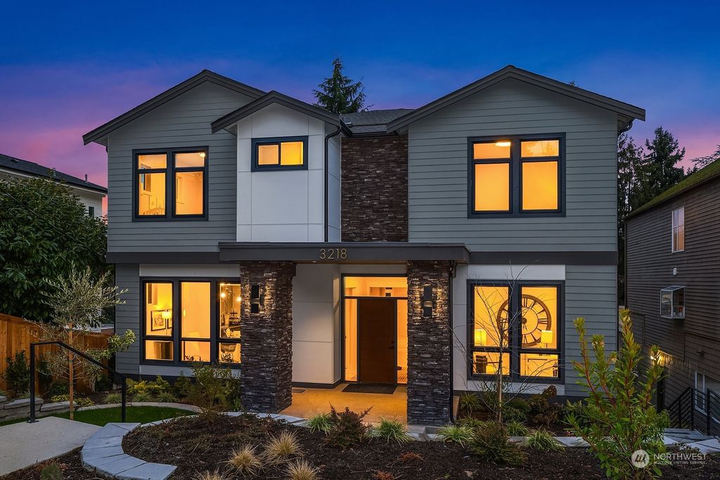 Photo of 3218 35th Avenue W, Seattle, WA 98199 (MLS # 2323748)