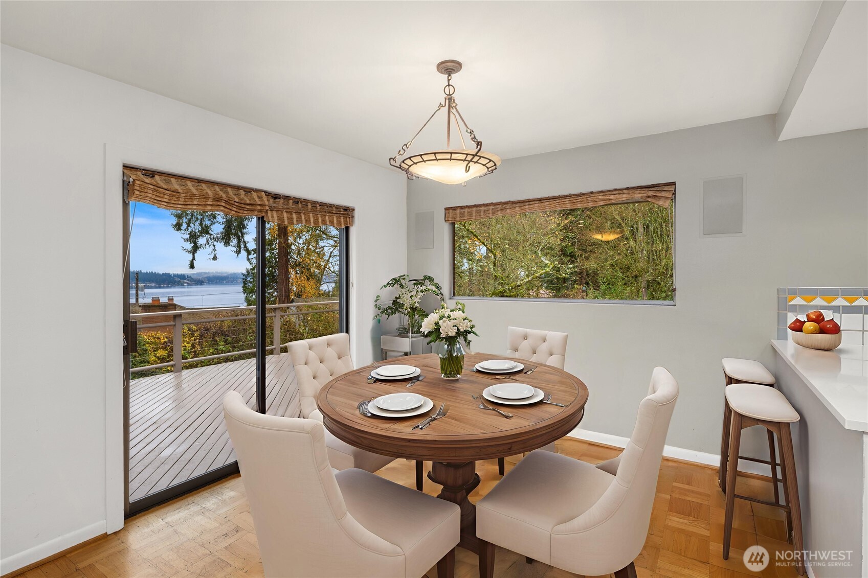 Seattle, Washington, 98125, United States, 7 Bedrooms Bedrooms, ,3 BathroomsBathrooms,Residential,Active,1999918
