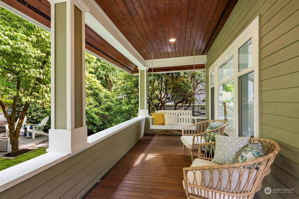 Photo of 2419 8th Avenue W, Seattle, WA 98119 (MLS # 2152398)