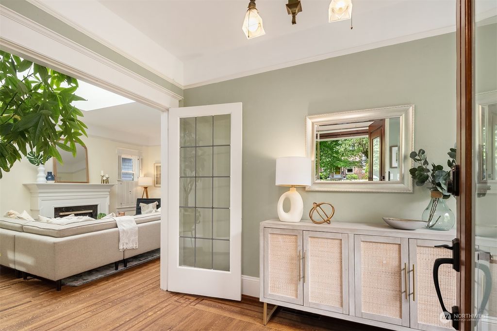 Photo of 2419 8th Avenue W, Seattle, WA 98119 (MLS # 2152398)