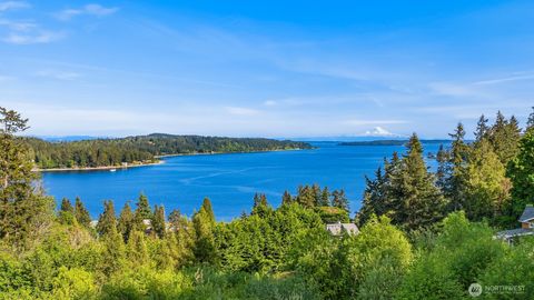 6715 NE Dapple Court Bainbridge Island WA 98110