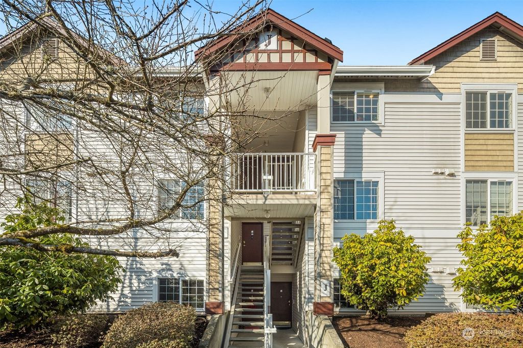 Photo of 25235 SE Klahanie Boulevard #J302, Sammamish, WA 98029 (MLS # 2325641)