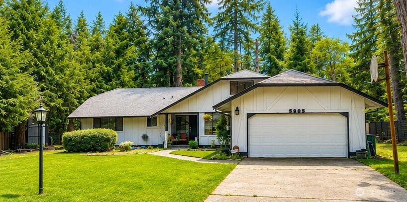 5808 Woodlake Drive W