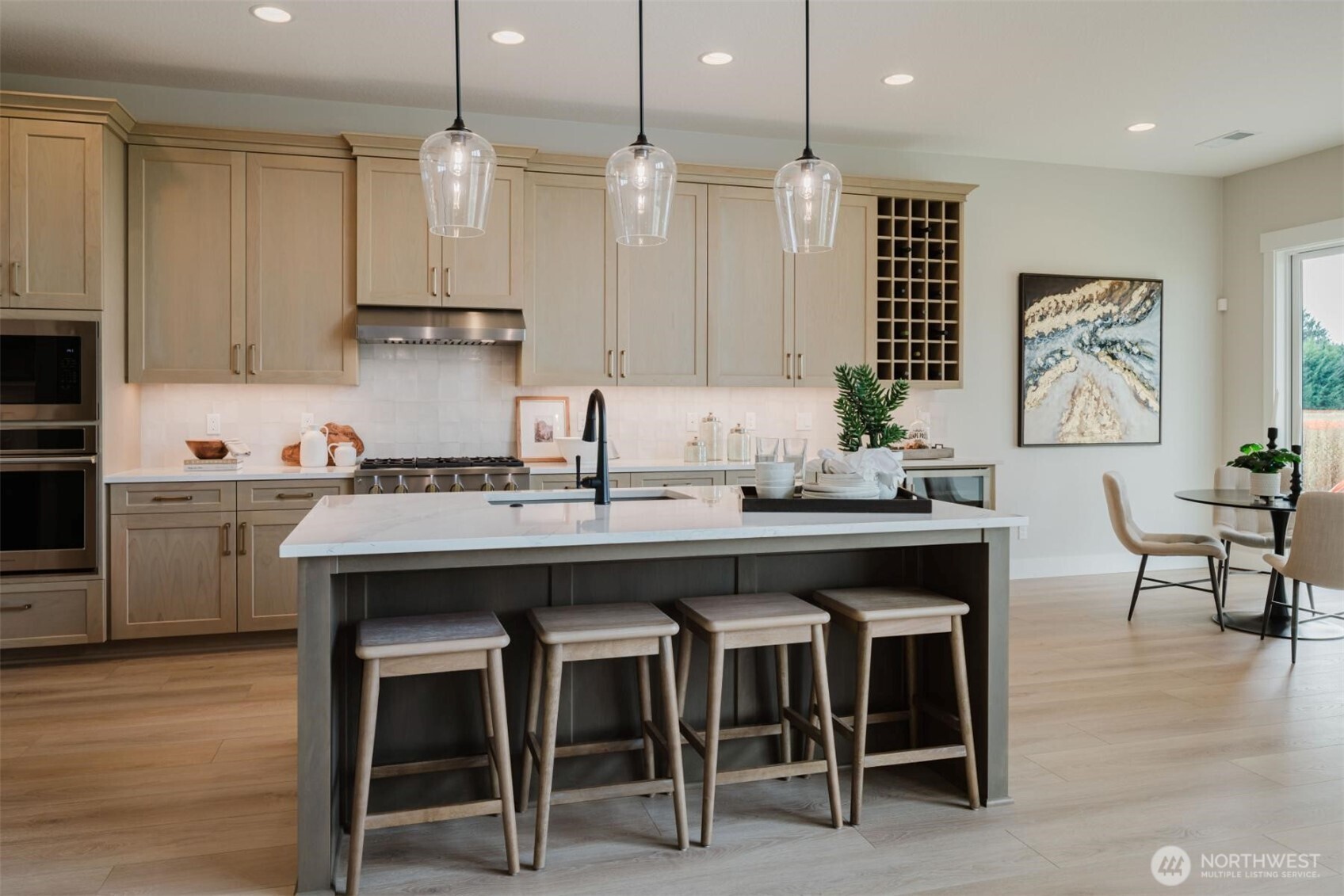 10402 66th Avenue NW