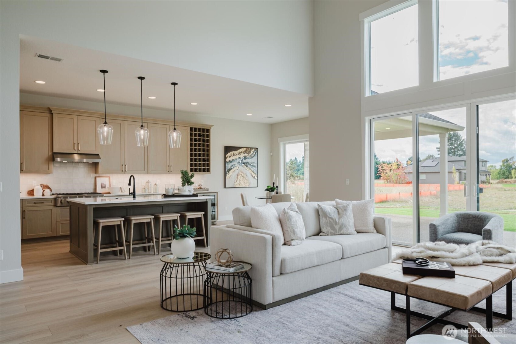 10402 66th Avenue NW