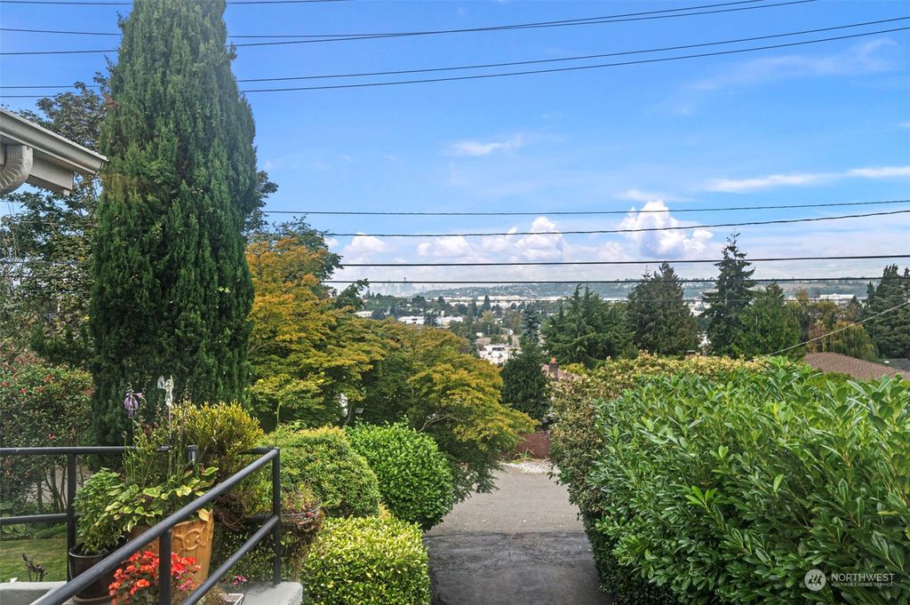 Photo of 1405 S 100th Street, Seattle, WA 98168 (MLS # 2293735)