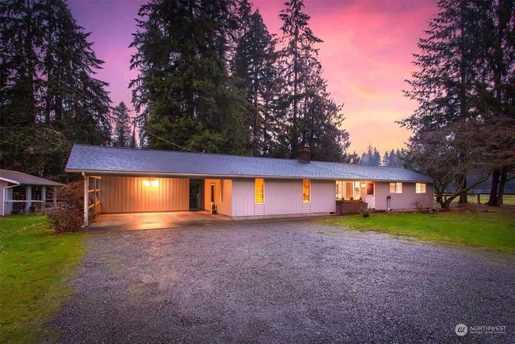 Photo of 13629 228th Street NE, Arlington, WA 98223 (MLS # 2320589)