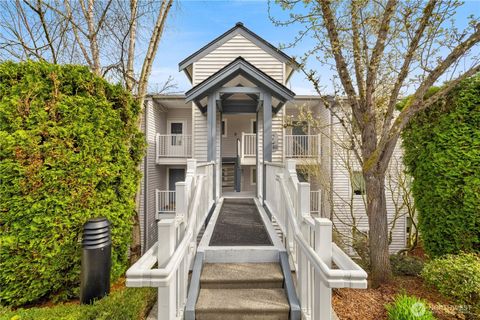 Photo of 12740 NE 10th Place #E302, Bellevue, WA 98005 (MLS # 2532414)