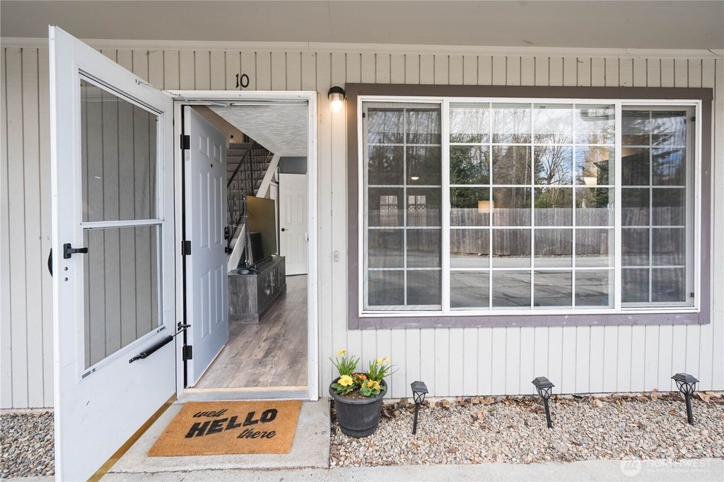 Photo of 3311 Redwood Avenue #10, Bellingham, WA 98225 (MLS # 2503854)