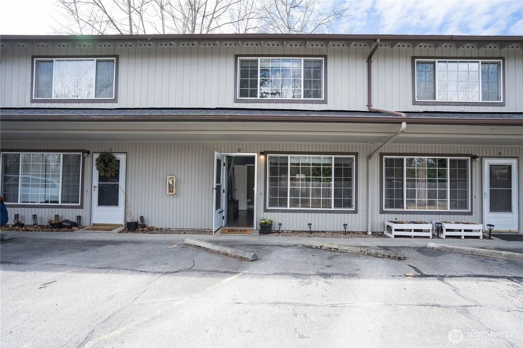 Photo of 3311 Redwood Avenue #10, Bellingham, WA 98225 (MLS # 2503854)