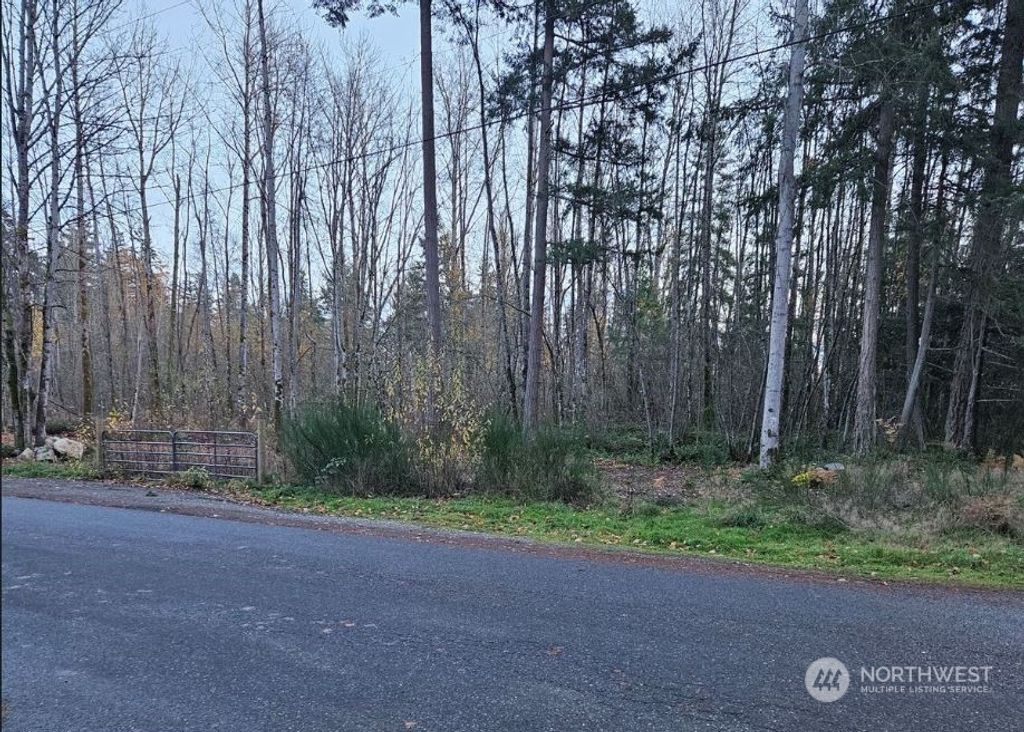 Photo of 4210 S 368th Street, Auburn, WA 98001 (MLS # 2315154)