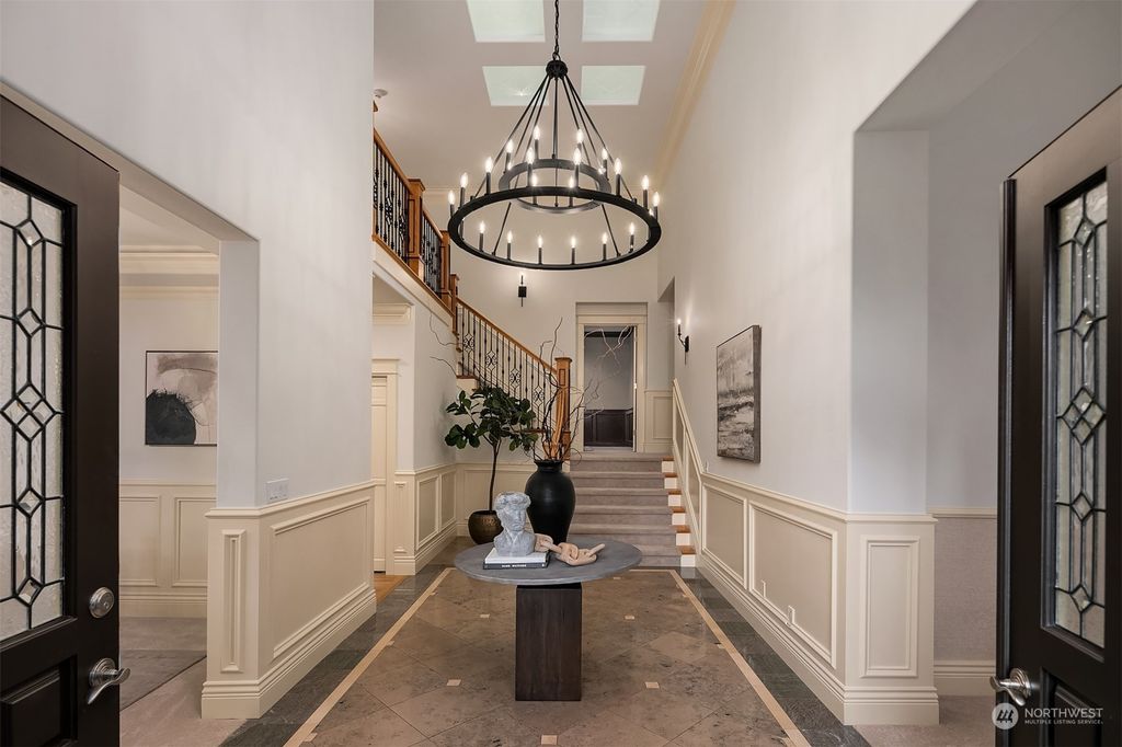 Photo of 3520 116th Avenue NE, Bellevue, WA 98004 (MLS # 2033702)