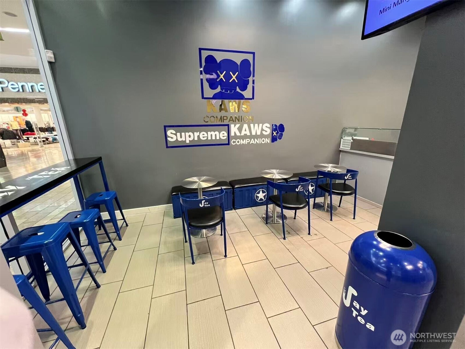 1067 Southcenter Mall