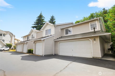 Photo of 12427 4th Avenue W #7104, Everett, WA 98204 (MLS # 2552455)