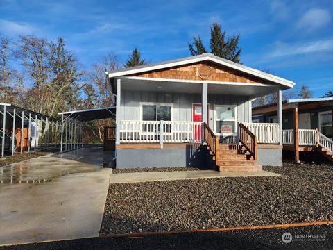 A home in Hoquiam