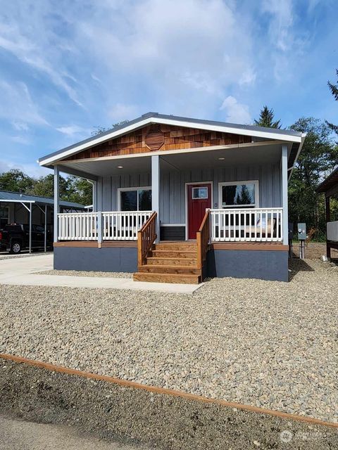 A home in Hoquiam